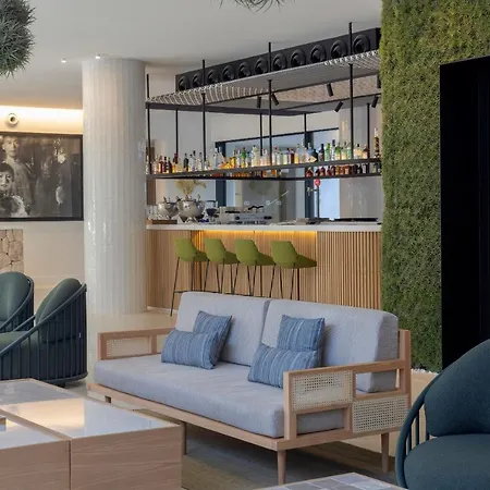 Hm Blanc Hotel 4*