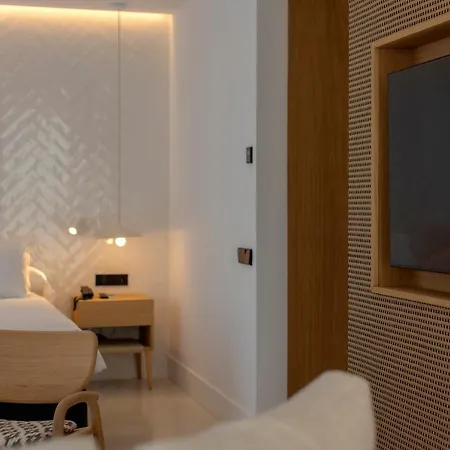 Hm Blanc Hotel
